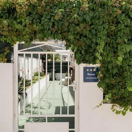 Sunny New Hideaway Near The On The Island Of Hvar *