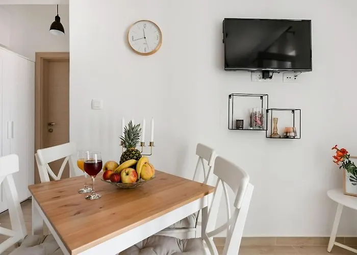 Sunny New Hideaway Near The On The Island Of Hvar Apartment