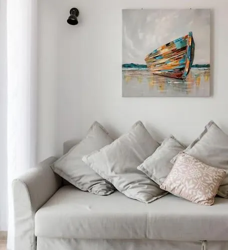 Apartment Sunny New Hideaway Near The On The Island Of Hvar *