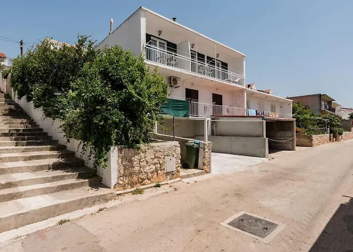 Sunny New Hideaway Near The On The Island Of Hvar Apartment