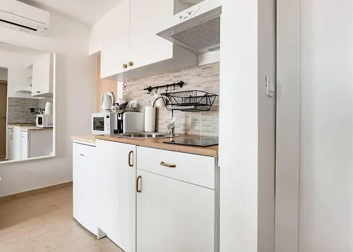 Sunny New Hideaway Near The On The Island Of Hvar