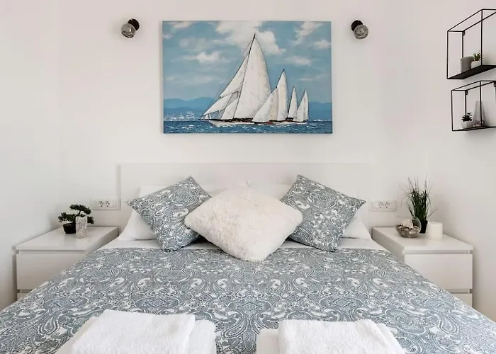 Apartment Sunny New Hideaway Near The On The Island Of Hvar *