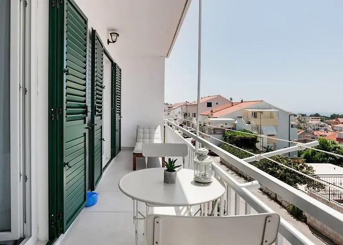 Sunny New Hideaway Near The On The Island Of Hvar Χβαρ